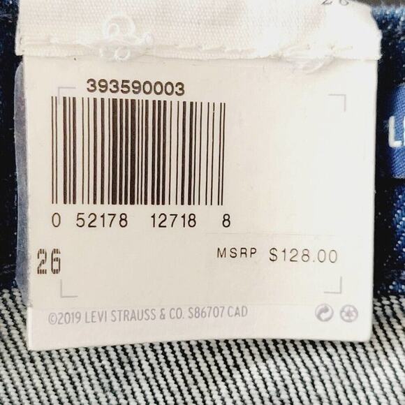Levi's Denim Booty Shorts Womens Size 26 Laser Striped High Rise Raw Hem NEW - Picture 11 of 16